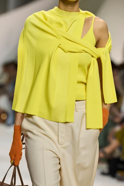 Look 128